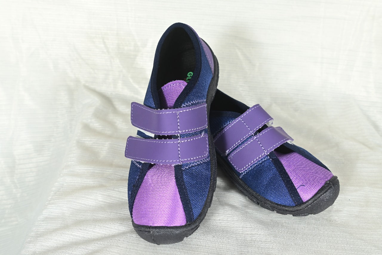 Shoes (CAMBRIDGE) (Champs Preschool)